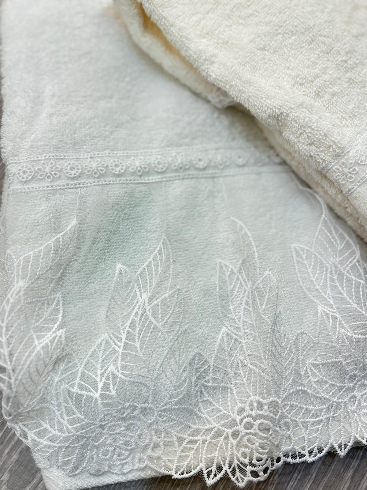 Set asciugamani collezione OFELIA due varianti panna o bianco