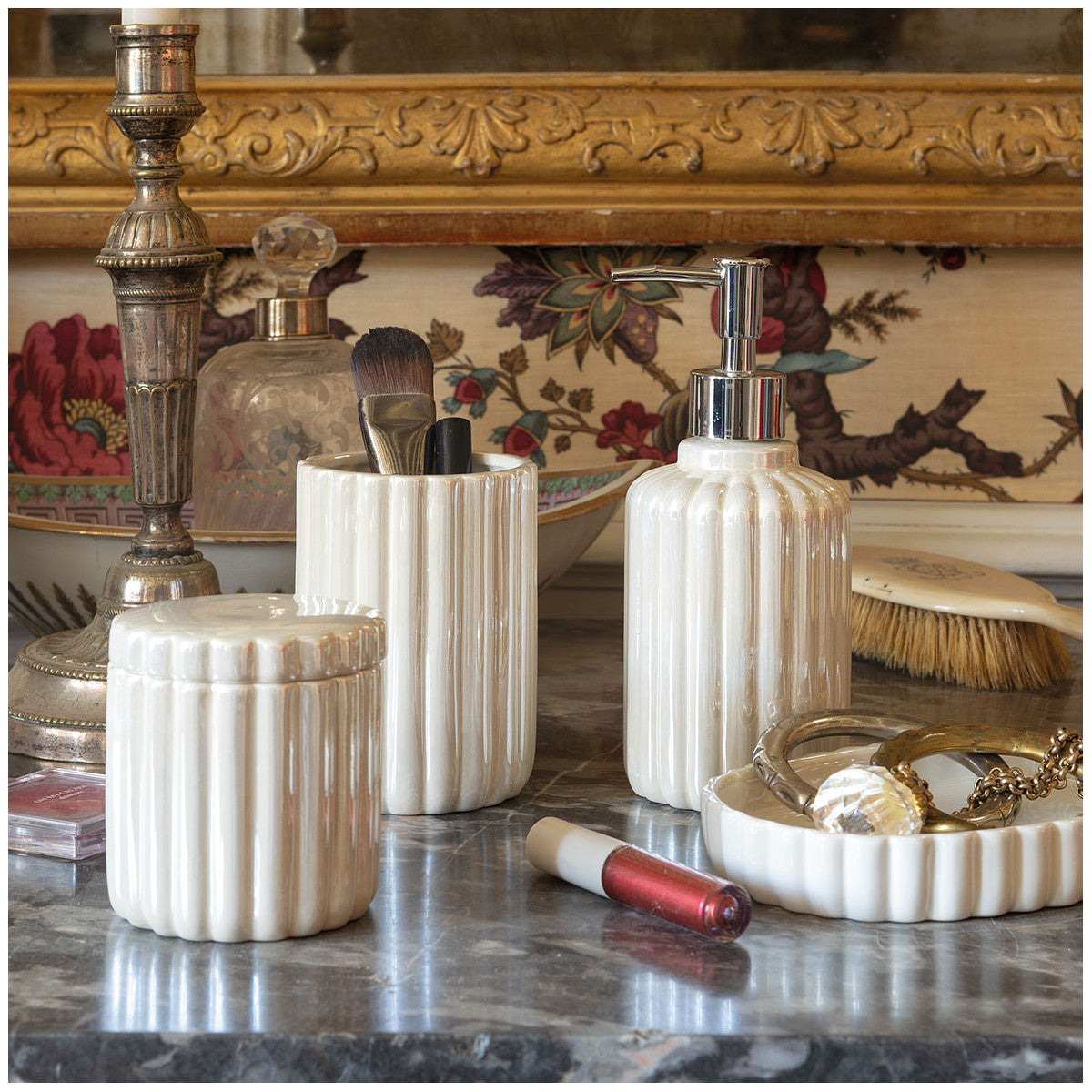 Set bagno Perla collezione Éclat Pearly - Mathilde M.