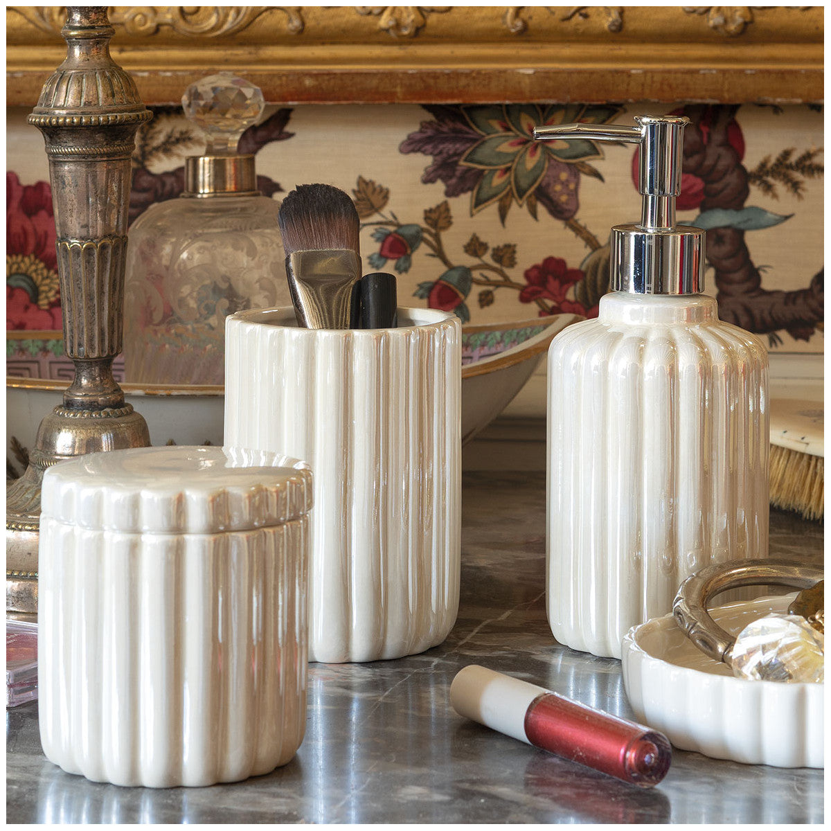 Set bagno Perla collezione Éclat Pearly - Mathilde M.